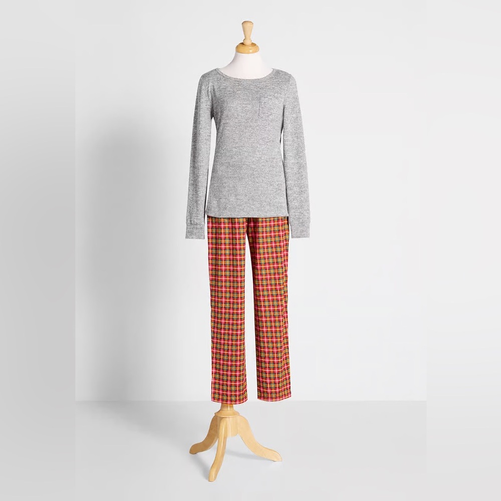 Home for the Holidays Pajama Set - NWT - ModCloth‎